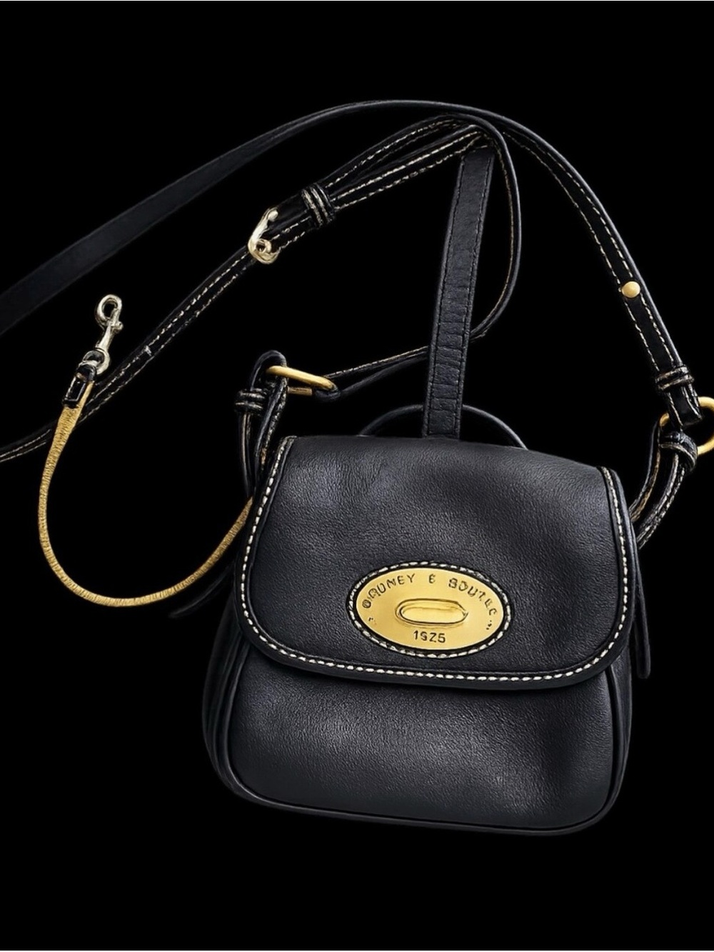 Dooney & Bourke 1975 Vintage Leather Crossbody Saddlebag Black - Picture 2 of 7